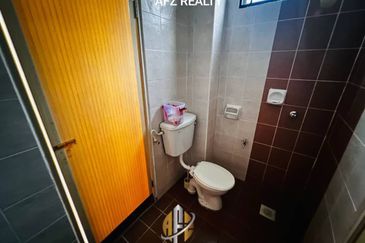 Taman Aman Putra Kepala Batas Penang Renovated Non Bumi Teres