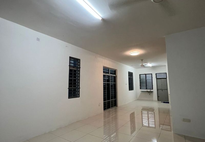 Taman Suria Firus Parit Buntar Non Bumi Renovated Semi D