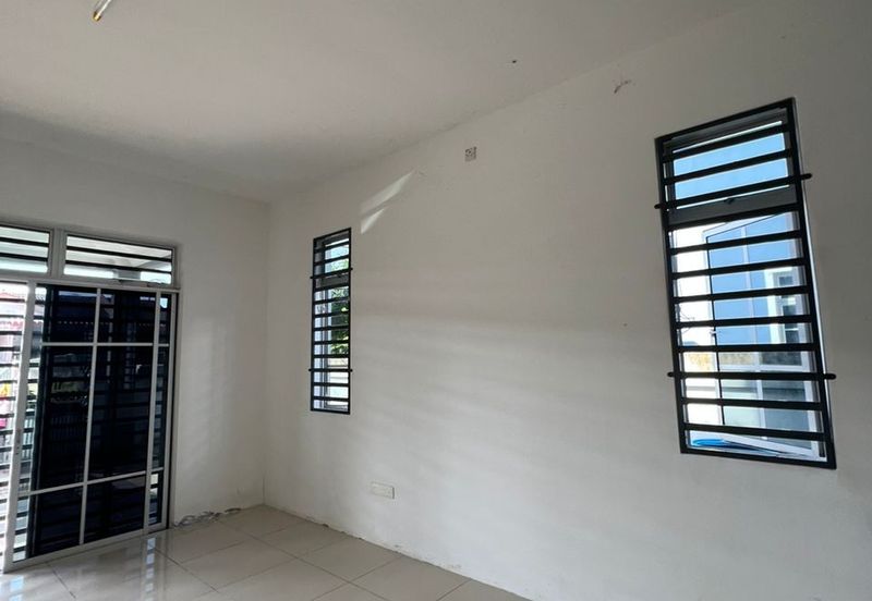 Taman Suria Firus Parit Buntar Non Bumi Renovated Semi D