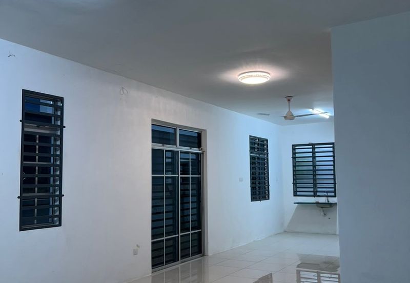 Taman Suria Firus Parit Buntar Non Bumi Renovated Semi D