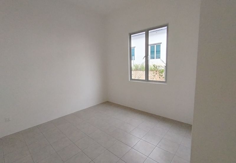 Eastfield @ Yarra Park