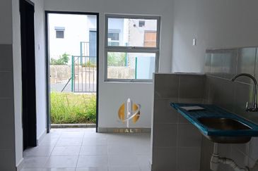 Prima Residensi Junjong Teres Baru Non Bumi Open Facing