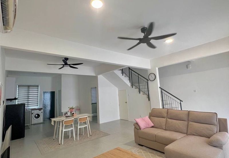 YARRA PARK WESTFIELD