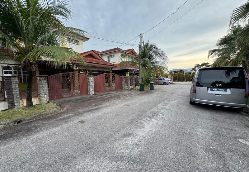 Cinta Sayang Resort Villa