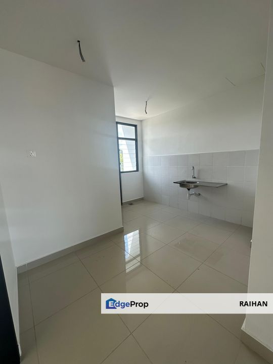 Nusa Cinta Setia Fontaines Two Storey End Lot Gated Guarded , Penang, Kepala Batas