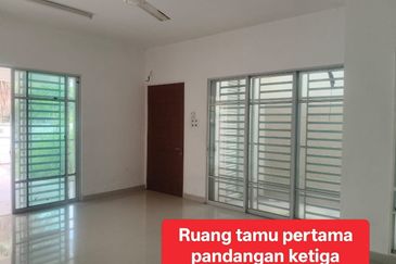 Taman Desiran Tanjung Tanjung Bungah Terrace Near Gurney Drive 3 Living Rooms