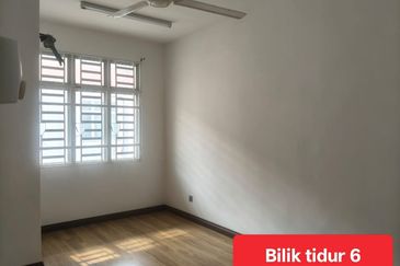 Taman Desiran Tanjung Tanjung Bungah Terrace Near Gurney Drive 3 Living Rooms