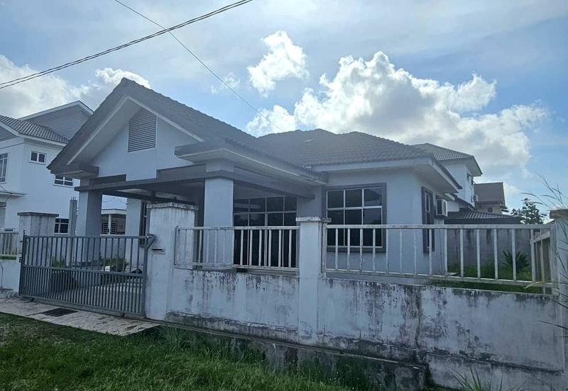 Taman Alamanda Kepala Batas Penang Banglo Near Setia Fontaines