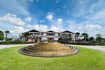 Nusa Cinta@Setia Fontaines