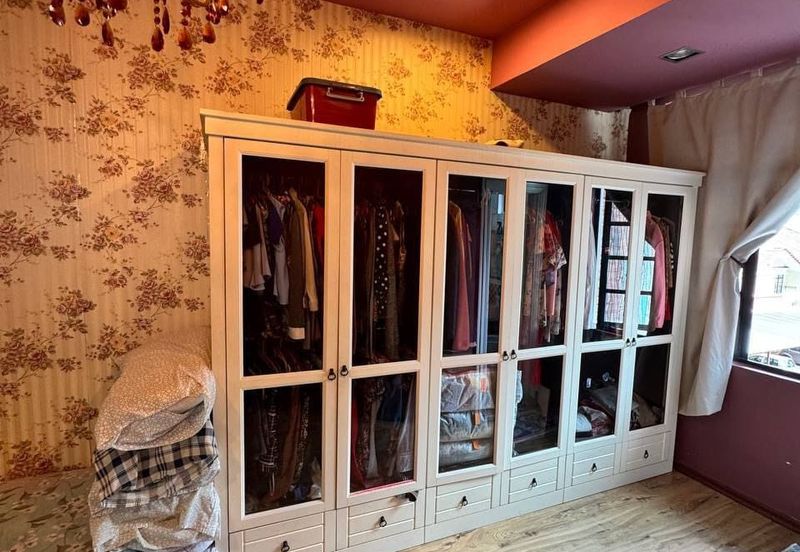 Hillside Villa Residence