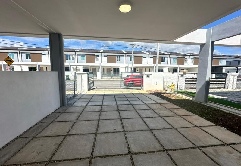 Eastfield @ Yarra Park