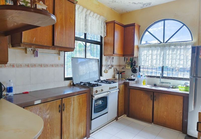 Taman Gedung Heights Banyan Lepas Penang Renovated Corner Lot