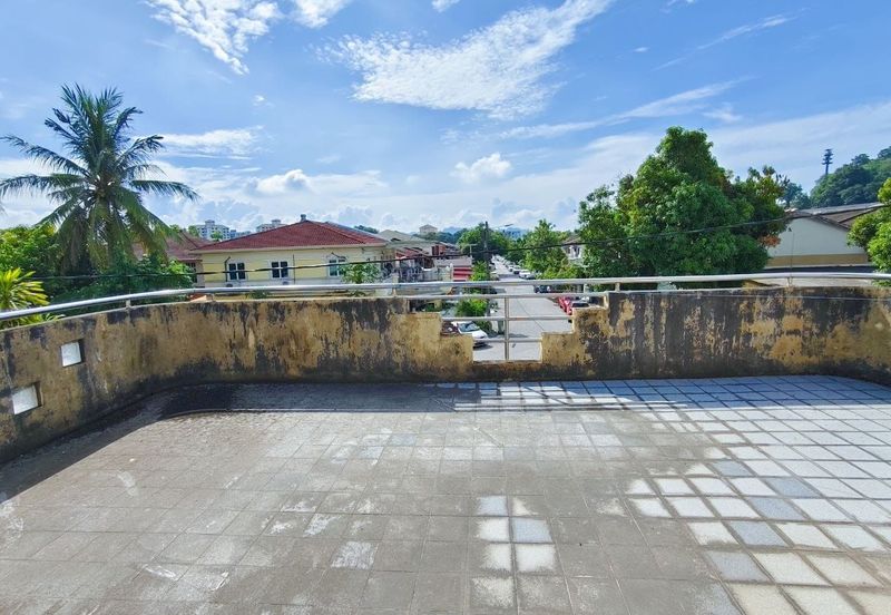 Taman Gedung Heights Banyan Lepas Penang Renovated Corner Lot