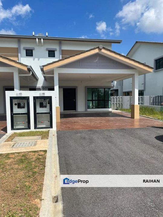 Nusa Cinta Setia Fontaines Link Semi D, Penang, Kepala Batas