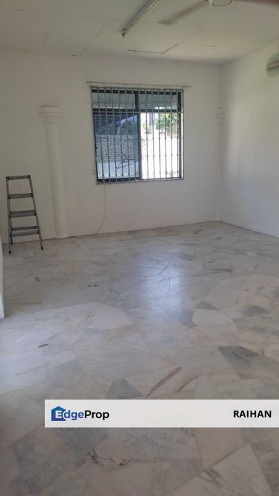 Taman Markisah Bukit Minyak Non Bumi Freehold Banglo, Penang, Bukit Minyak