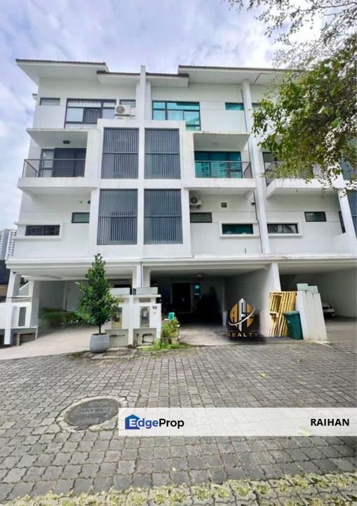 Vista Jambul Bukit Jambul Penang Renovated Terrace Fully Furnished with Private Lift Price Negotiable No Agency Fee, Penang, Relau