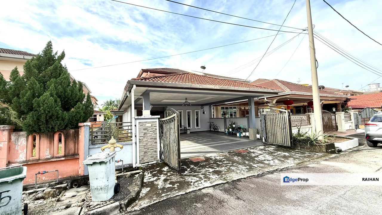 Bandar Putra Bertam Double Storey Semi D Renovated Partially Furnished, Penang, Bertam