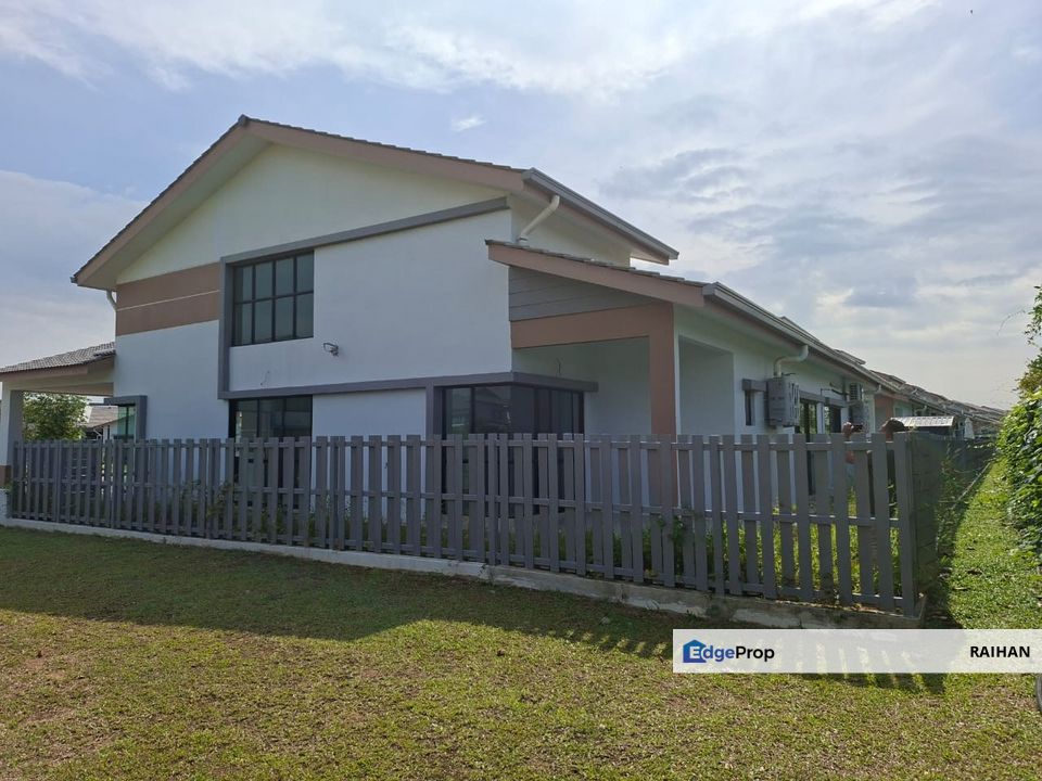 Nusa Cinta Setia Fontaines Bertam Semi D End Lot Baru, Penang, Kepala Batas