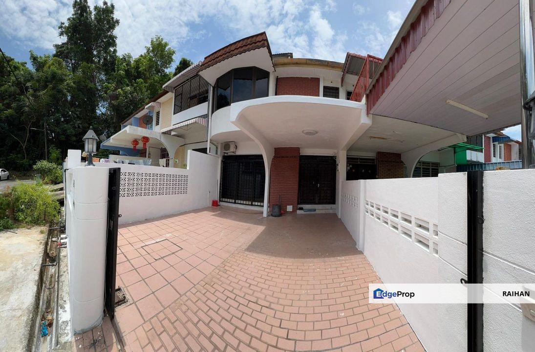 Tingkat Pasir Belanda Teluk Kumbar Penang Terrace Renovated Furnished Move in Ready, Penang, Teluk Kumbar