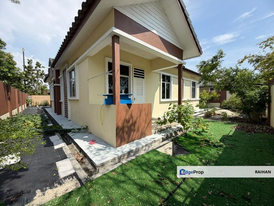 Banglo Cantik Near Highway BKE Freehold Non Bumi Lot Penang, Penang, Kepala Batas