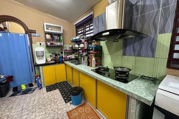 Taman Mahsuri Padang Serai Partly Furnished Endlot 