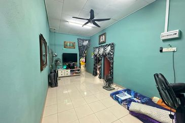 Taman Mahsuri Padang Serai Partly Furnished Endlot 