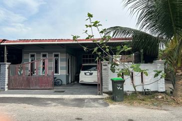 Taman Mahsuri Padang Serai Partly Furnished Endlot 