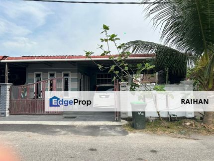 Taman Mahsuri Padang Serai Partly Furnished Endlot , Kedah, Padang Serai