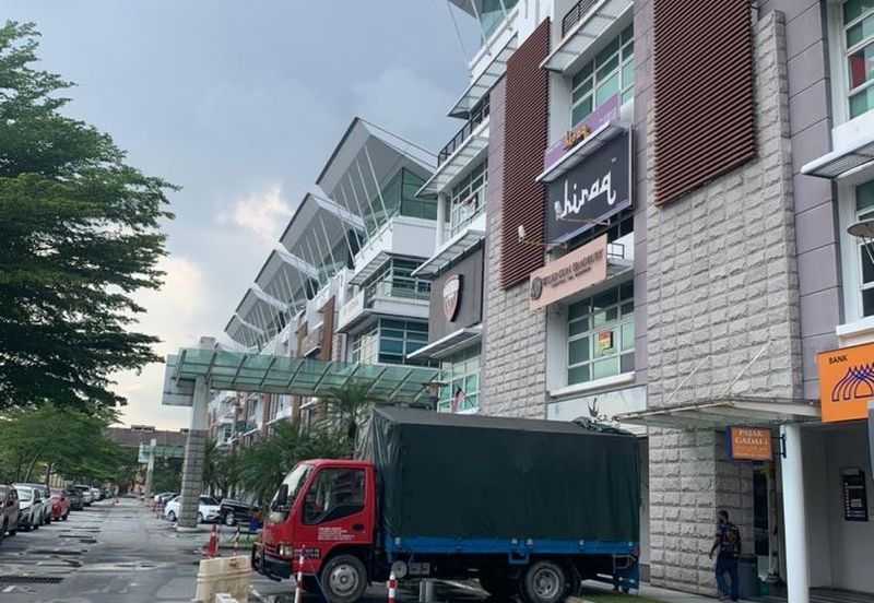 Laman Seri Business Park