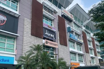 Laman Seri Business Park