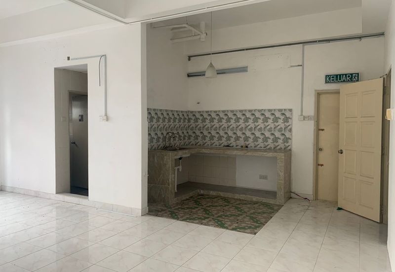 Laman Seri Business Park