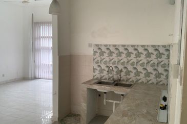 Laman Seri Business Park