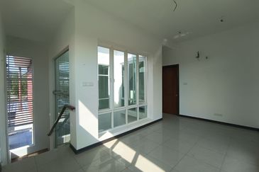 Darulaman Lakehomes Jitra Bungalow 