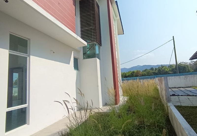 Darulaman Lakehomes Jitra Bungalow 