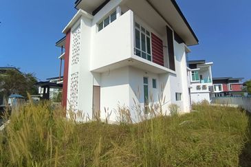 Darulaman Lakehomes Jitra Bungalow 