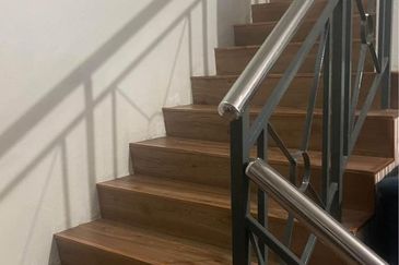 Lorong Seruling Emas 1