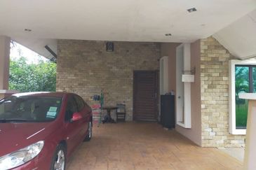 Lovina Ambangan Heights Sungai Petani Free Facing Renovated Bungalow 