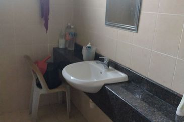 Lovina Ambangan Heights Sungai Petani Free Facing Renovated Bungalow 