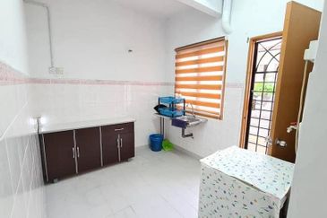 Kulim Hi-Tech Park Semi Furnished Non Bumi Terrace 