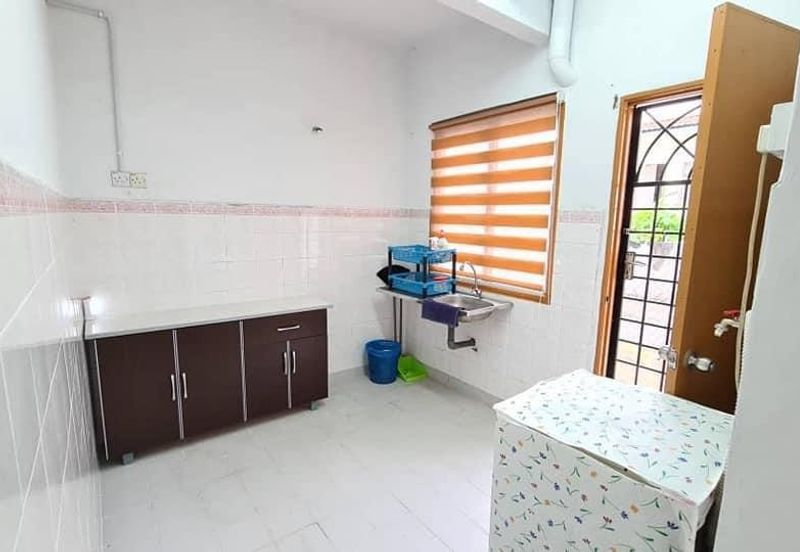 Kulim Hi-Tech Park Semi Furnished Non Bumi Terrace 