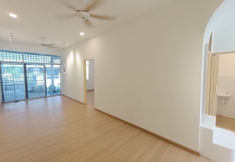 Taman Desa Budiman Sungai Lalang Fully Renovated Terrace 