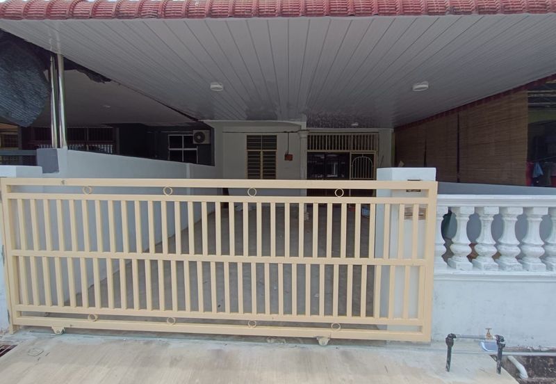 Taman Desa Budiman Sungai Lalang Fully Renovated Terrace 