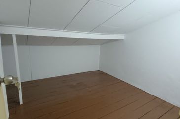 Taman Desa Budiman Sungai Lalang Fully Renovated Terrace 