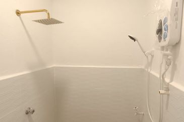 Taman Desa Budiman Sungai Lalang Fully Renovated Terrace 