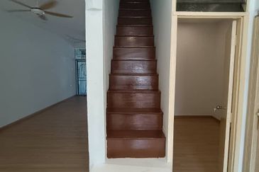 Taman Desa Budiman Sungai Lalang Fully Renovated Terrace 