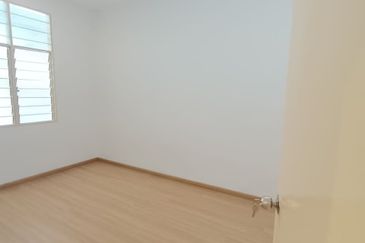 Taman Desa Budiman Sungai Lalang Fully Renovated Terrace 