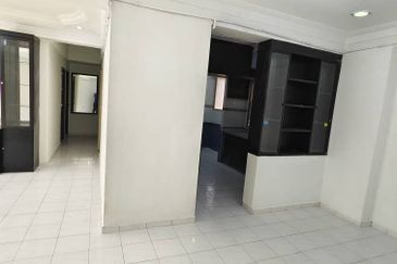 Renovated Pangsapuri Taman Kumbar Permai Teluk Kumbar Penang 