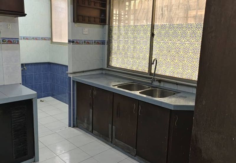 Renovated Pangsapuri Taman Kumbar Permai Teluk Kumbar Penang 
