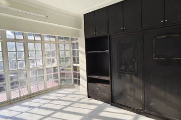 Renovated Pangsapuri Taman Kumbar Permai Teluk Kumbar Penang 