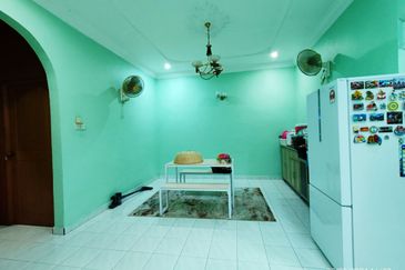 Taman Cengal Indah Kulim Fully Renovated Free Facing Semi D 